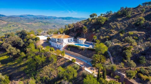 4 chambre Villa/Maison à vendre à Guaro avec piscine garage - 925 000 € (Ref: 9844423)
