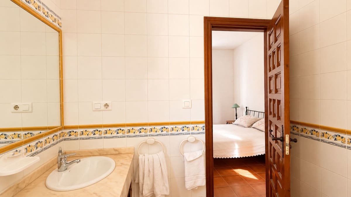 13 bedroom Finca/Country House for sale in Almogia with pool garage - € 2,200,000 (Ref: 9882644)