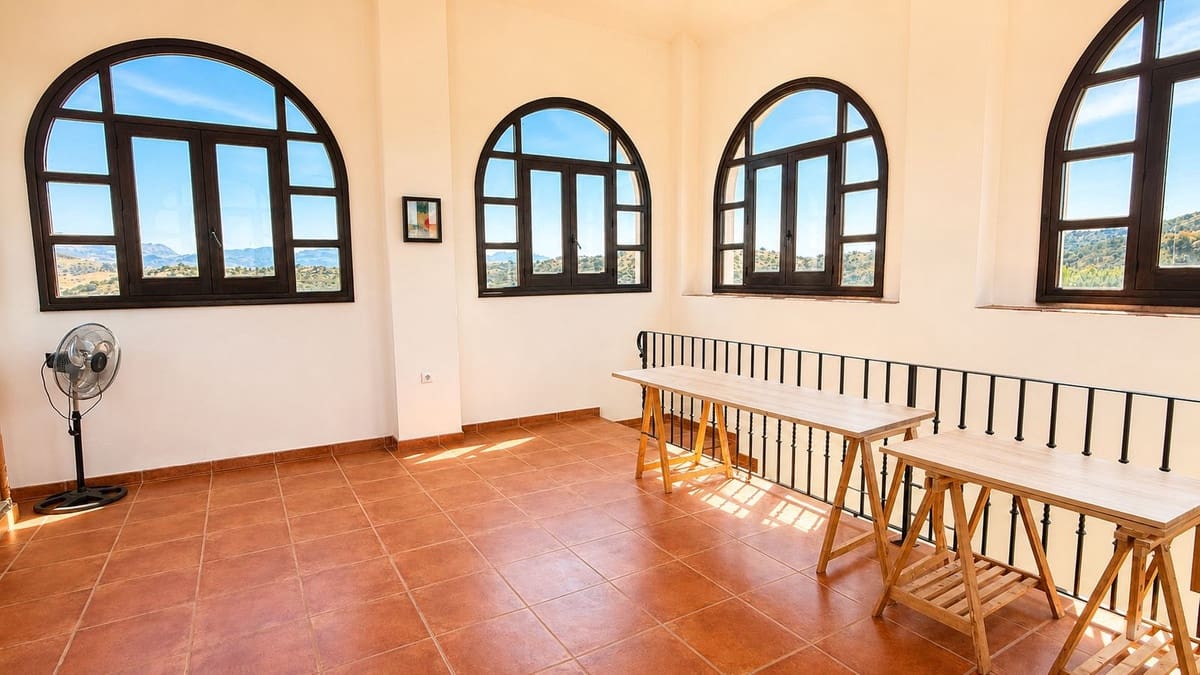 13 bedroom Finca/Country House for sale in Almogia with pool garage - € 2,200,000 (Ref: 9882644)
