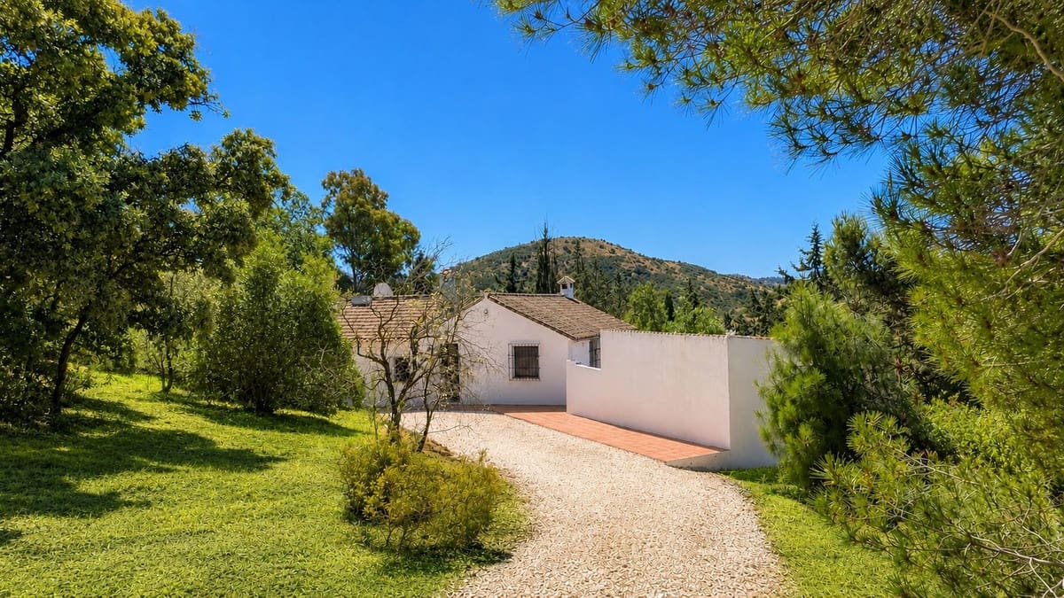 13 bedroom Finca/Country House for sale in Almogia with pool garage - € 2,200,000 (Ref: 9882644)