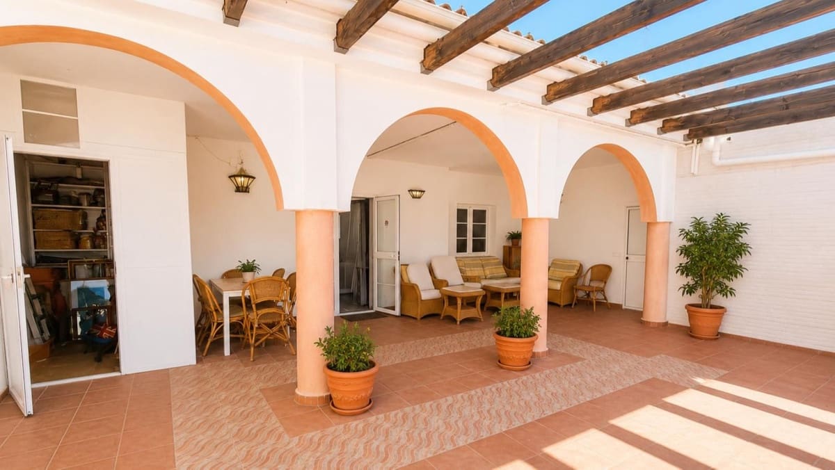 6 chambre Maison de Ville à vendre à Tolox - 260 000 € (Ref: 9883609)