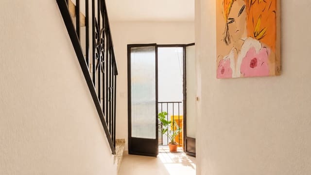 2 chambre Villa/Maison Semi-Mitoyenne à vendre à Ojen - 312 500 € (Ref: 9885225)