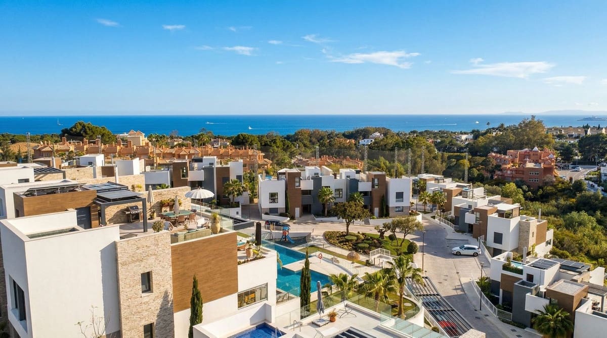 3 soveværelse Lejlighed til salg i Cabopino med swimmingpool garage - € 1.199.000 (Ref: 9891256)
