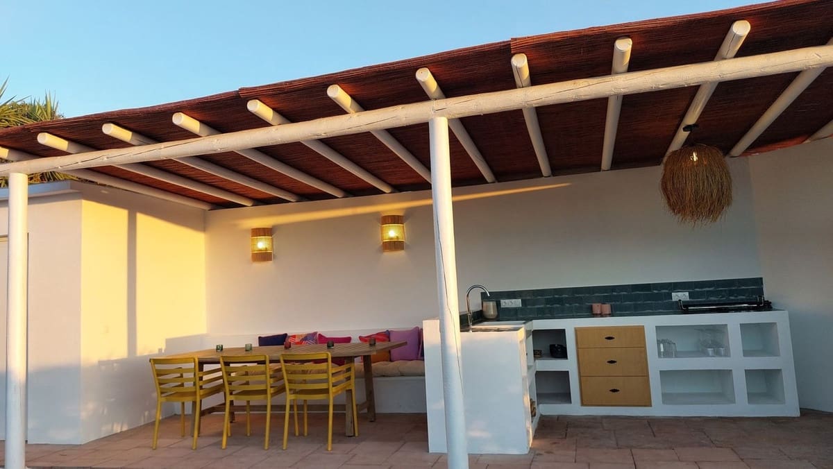 8 bedroom Finca/Country House for sale in Casabermeja with pool garage - € 895,000 (Ref: 9895293)