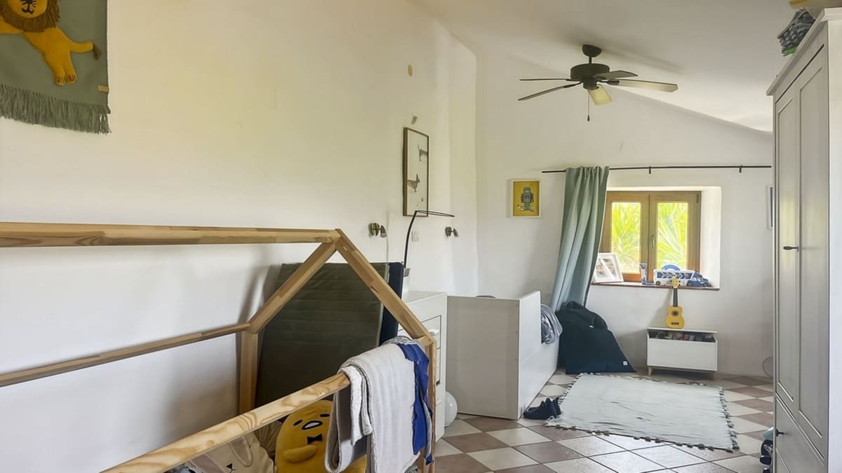 8 bedroom Finca/Country House for sale in Casabermeja with pool garage - € 895,000 (Ref: 9895293)