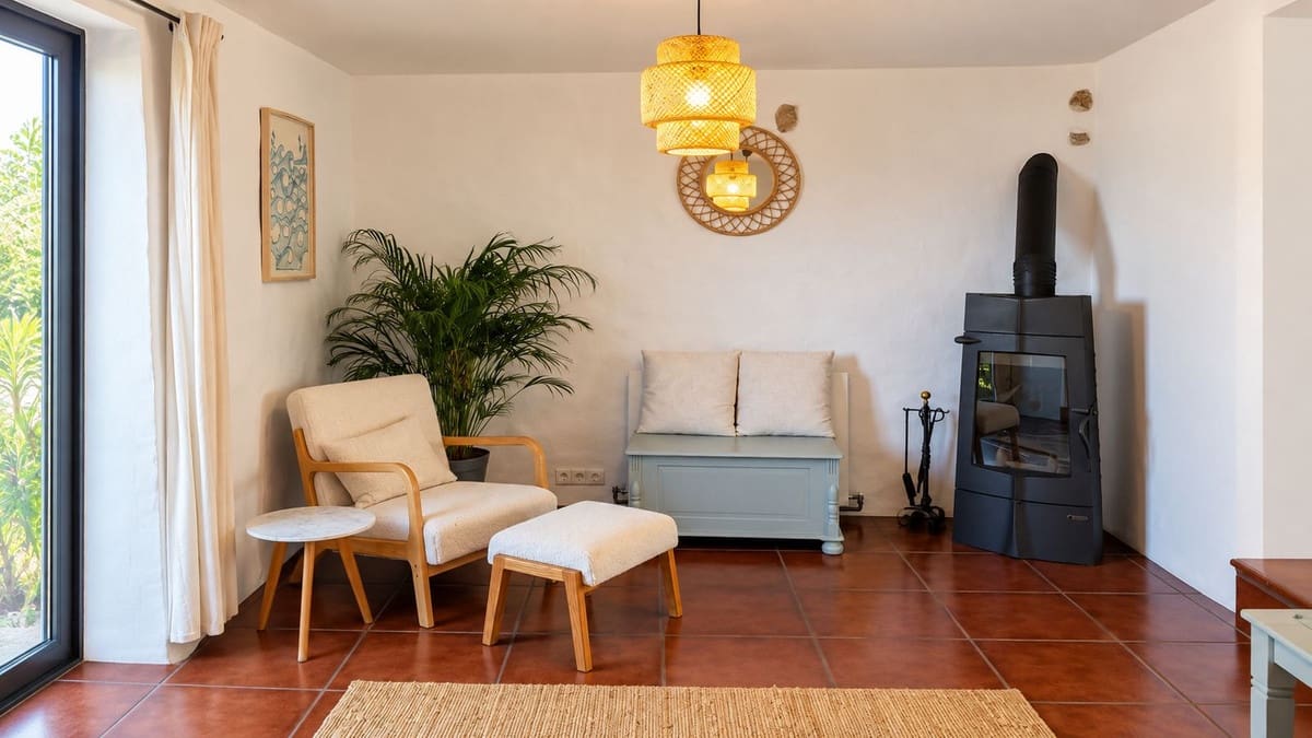 8 slaapkamer Finca/Landhuis te koop in Casabermeja met zwembad garage - € 849.000 (Ref: 9895293)
