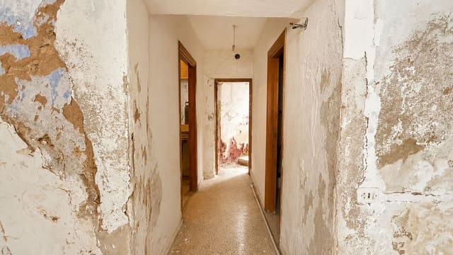 Casa de 2 habitaciones en Ojen en venta - 110.000 € (Ref: 9902145)
