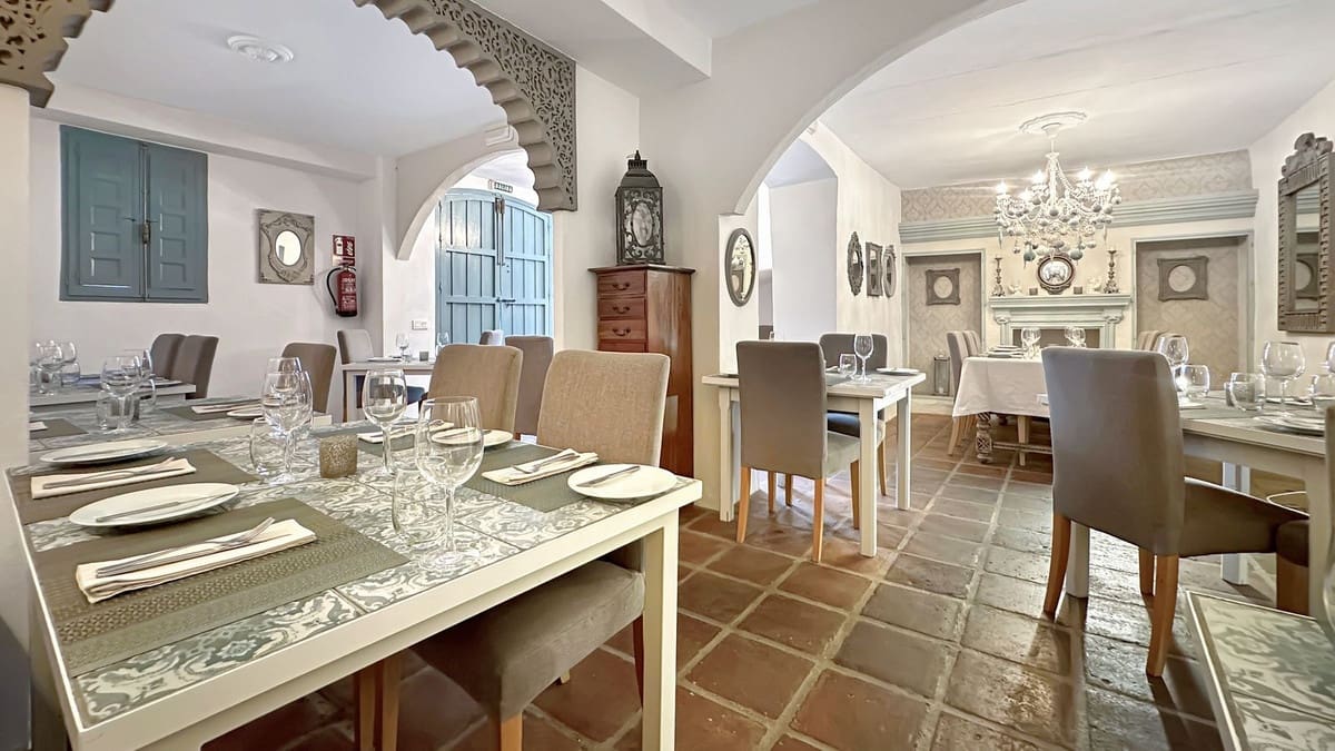 4 sypialnia Restauracja lub bar do wynajęcia w Alhaurin el Grande - 3 000 € (Ref: 9905287)