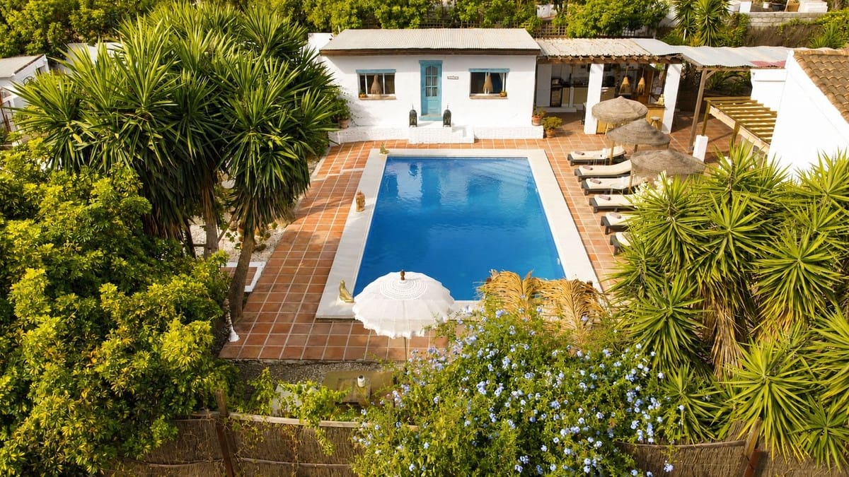 4 soveværelse Finca/Landehus til salg i Alhaurin el Grande med swimmingpool garage - € 650.000 (Ref: 9928233)