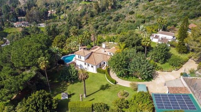 5 soveværelse Finca/Landehus til salg i Alhaurín el Grande med swimmingpool garage - € 2.150.000 (Ref: 9932449)
