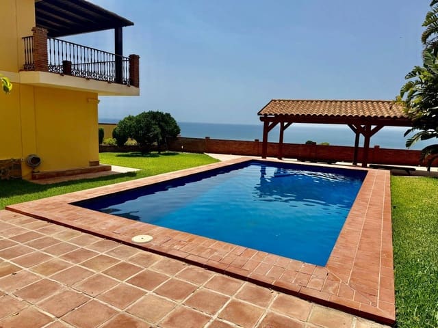 5 soveværelse Villa til salg i Benalmádena pueblo, Benalmádena med swimmingpool garage - € 1.795.000 (Ref: 10133564)