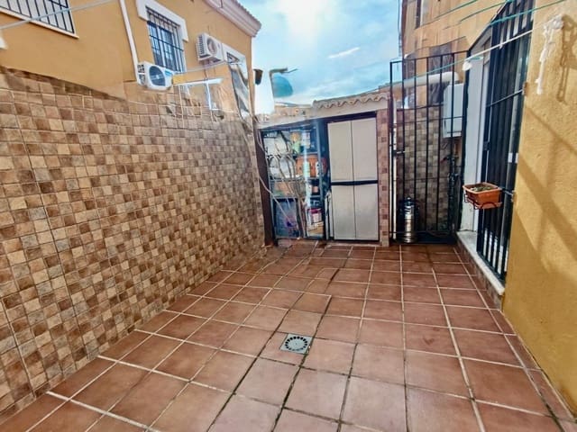 4 Zimmer Reihenhaus zu verkaufen in Alhaurín de la Torre mit Garage - 360.000 € (Ref: 10133567)