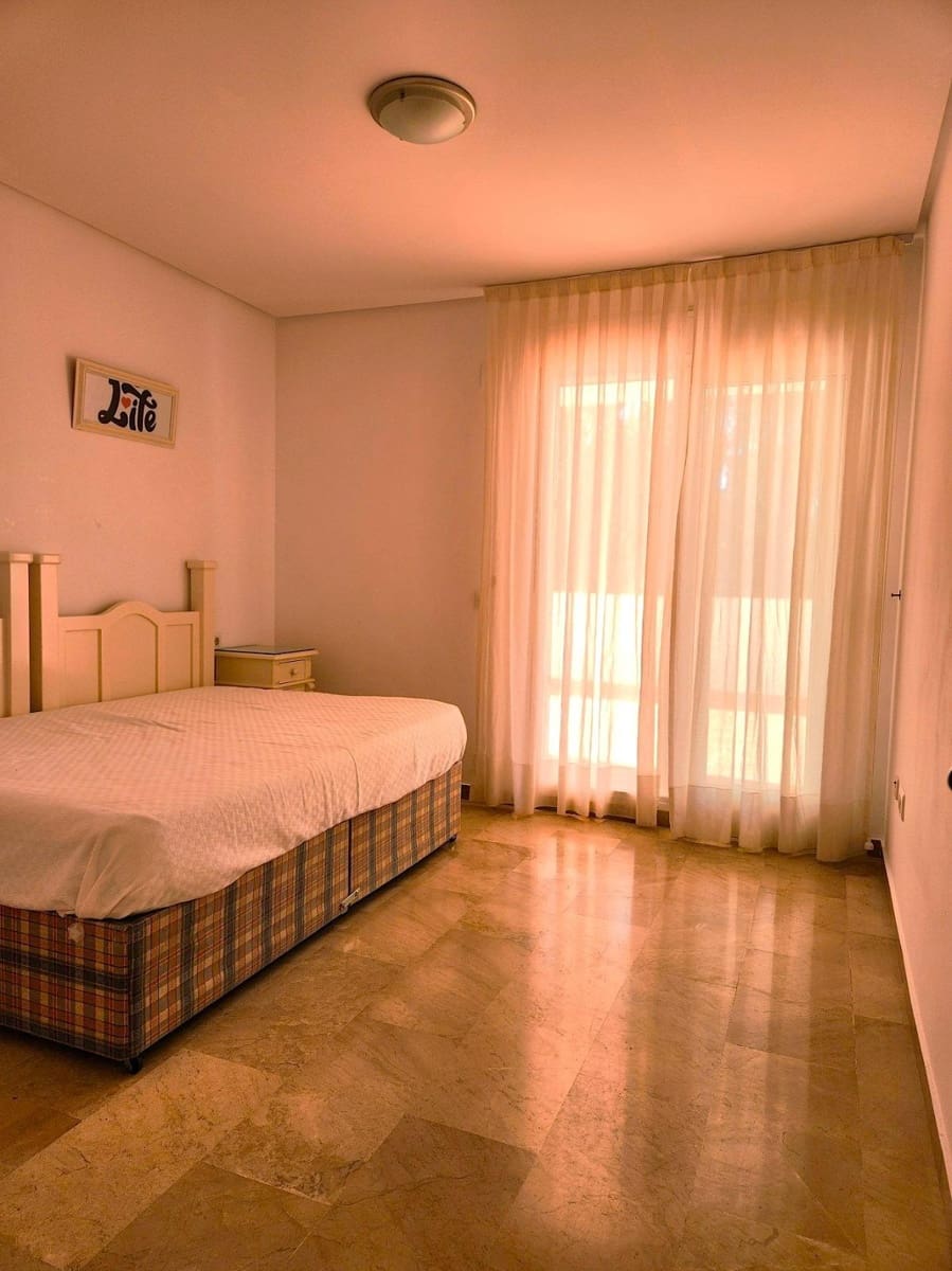 2 soveværelse Lejlighed til salg i Benalmadena med swimmingpool - € 423.000 (Ref: 10133570)