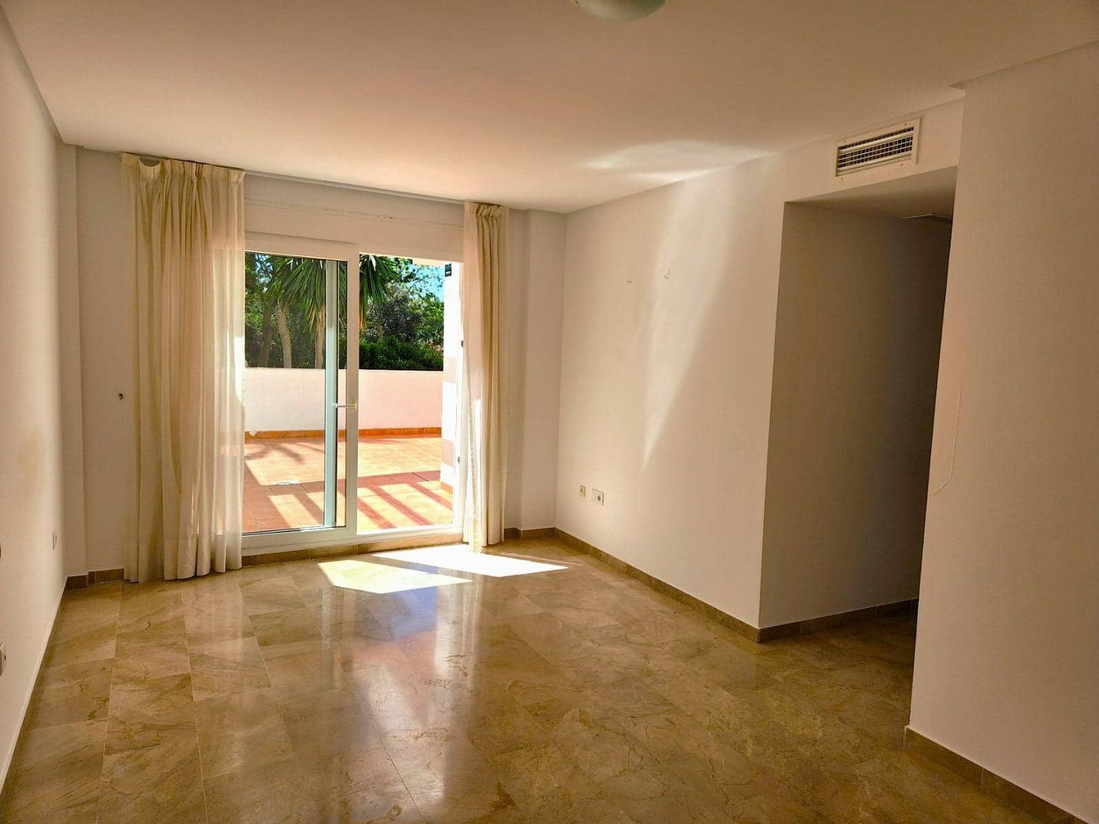2 soveværelse Lejlighed til salg i Benalmadena med swimmingpool - € 423.000 (Ref: 10133570)