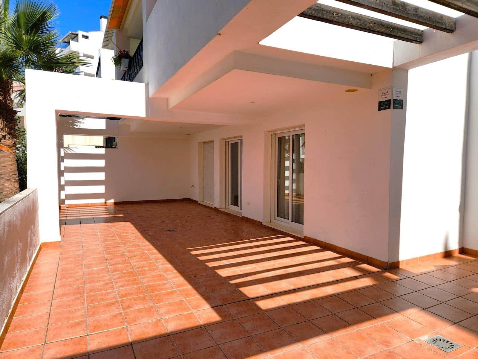 2 soveværelse Lejlighed til salg i Benalmadena med swimmingpool - € 423.000 (Ref: 10133570)