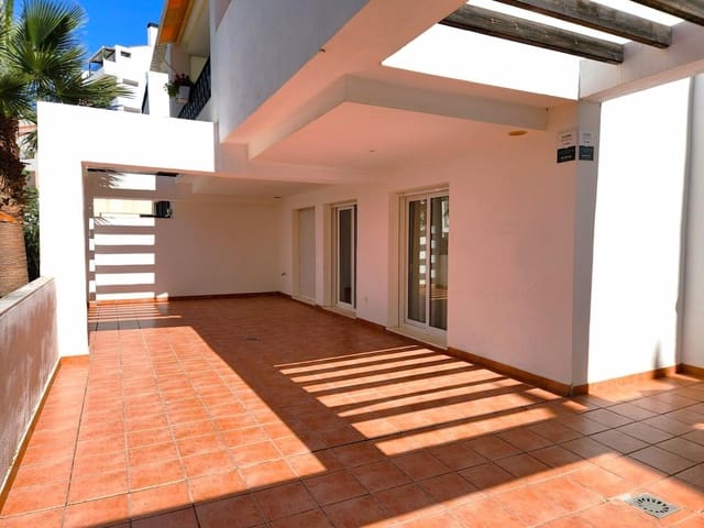 2 soveværelse Lejlighed til salg i Benalmádena med swimmingpool - € 423.000 (Ref: 10133570)