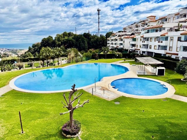 3 chambre Penthouse à vendre à Benalmádena pueblo, Benalmádena avec piscine garage - 595 000 € (Ref: 10133571)