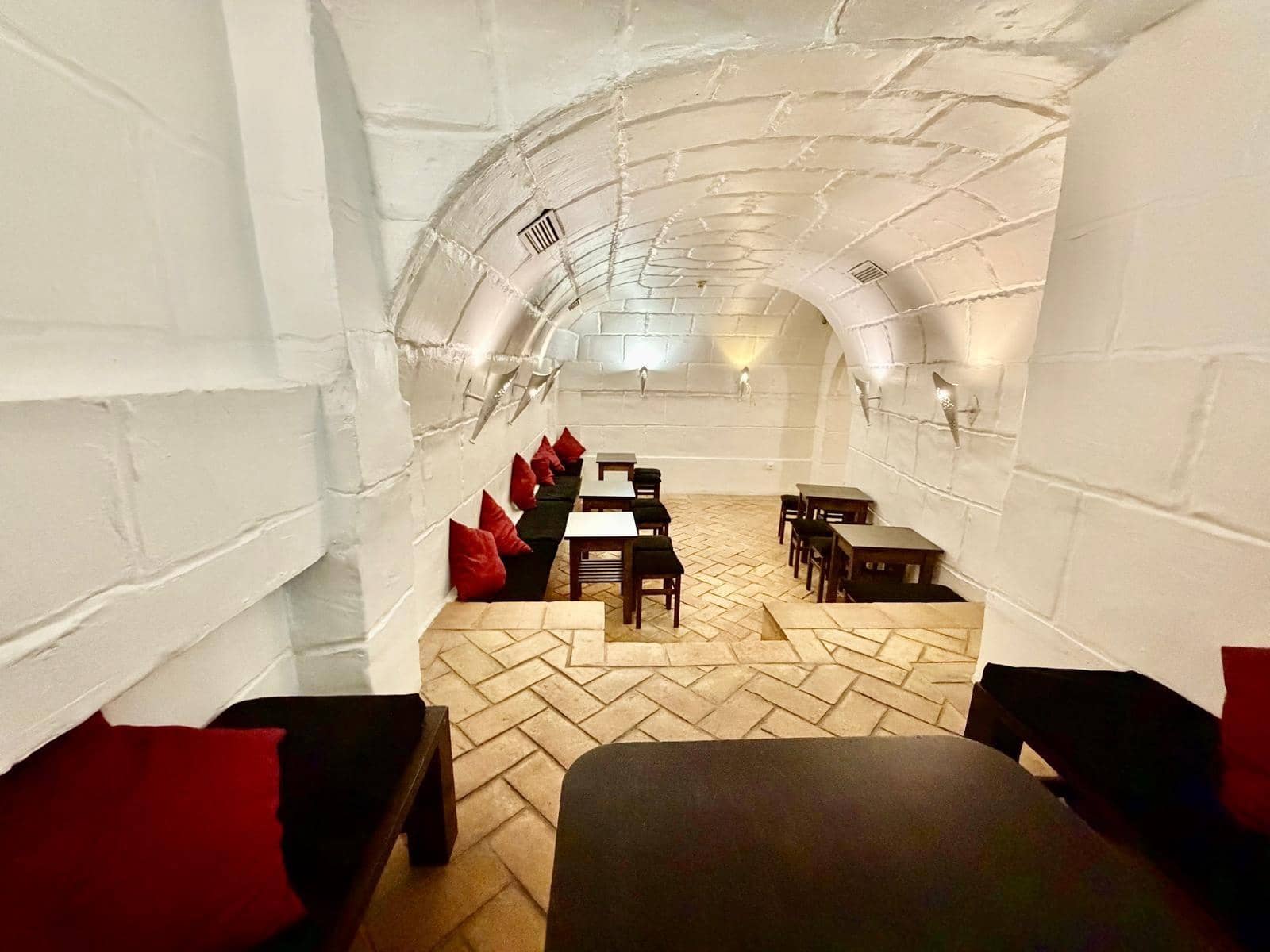 6 slaapkamer Bedrijf te koop in Arroyo de la Miel - € 215.000 (Ref: 10133572)
