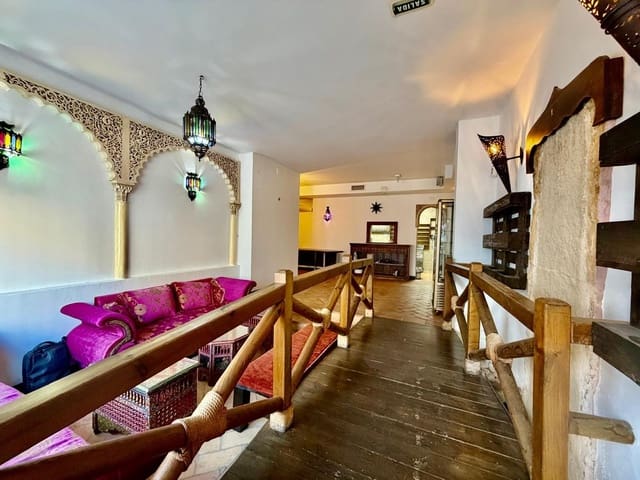 Negocio de 6 habitaciones en Arroyo de la Miel, Benalmádena en venta - 215.000 € (Ref: 10133572)
