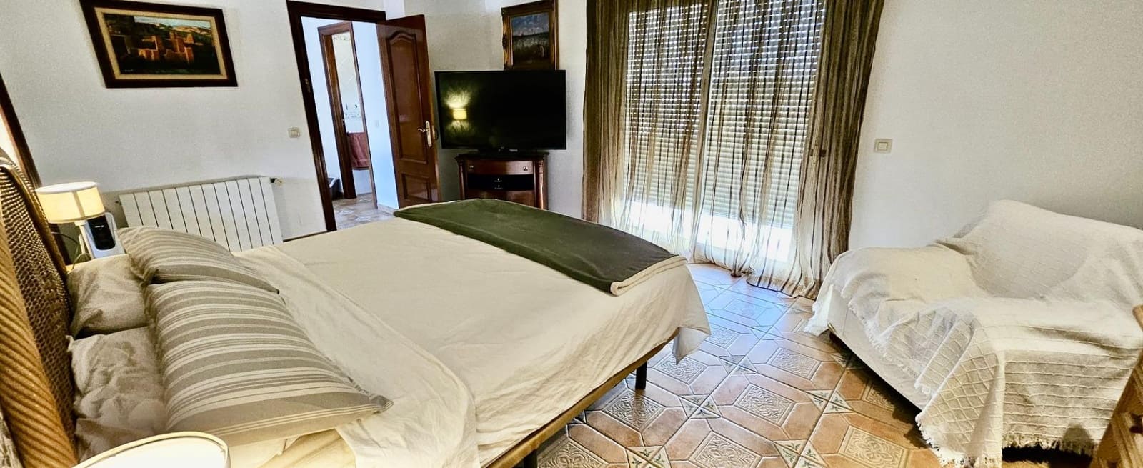6 Zimmer Villa zu verkaufen in Alhaurin de la Torre mit Pool Garage - 749.000 € (Ref: 10133573)