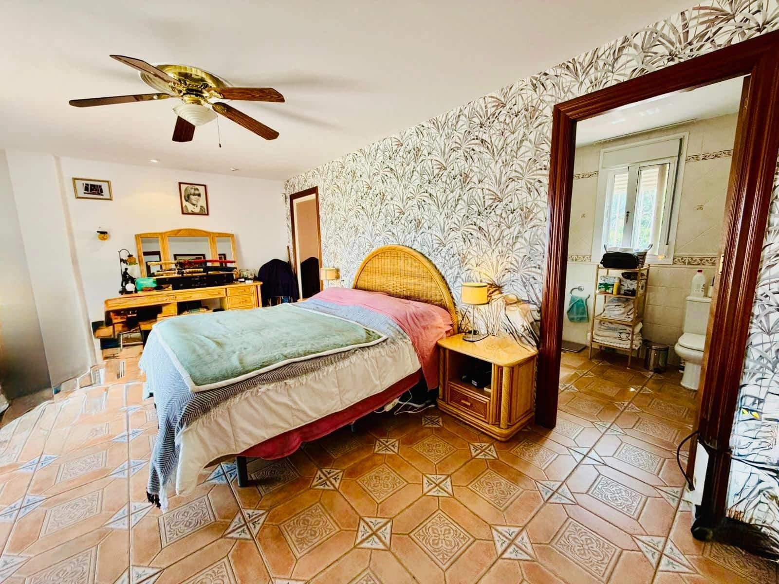 6 Zimmer Villa zu verkaufen in Alhaurin de la Torre mit Pool Garage - 749.000 € (Ref: 10133573)