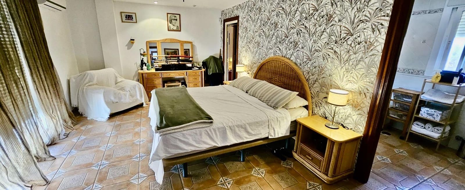 6 Zimmer Villa zu verkaufen in Alhaurin de la Torre mit Pool Garage - 749.000 € (Ref: 10133573)