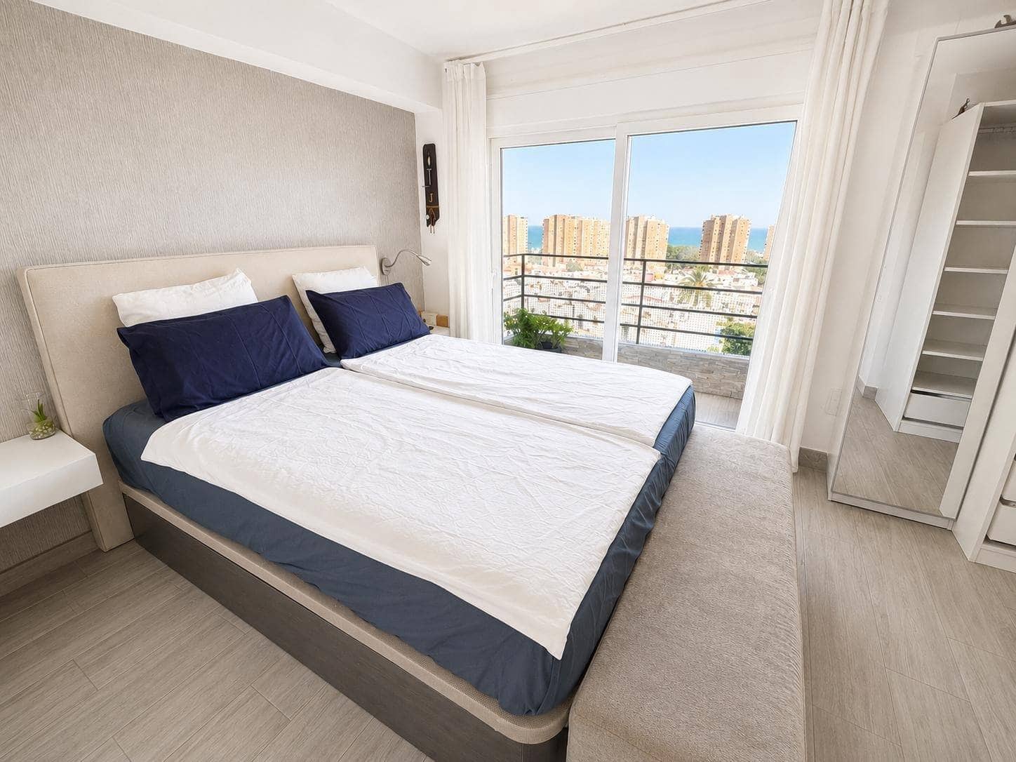 Ático de 2 habitaciones en Torremolinos en venta con piscina - 488.000 € (Ref: 10133575)