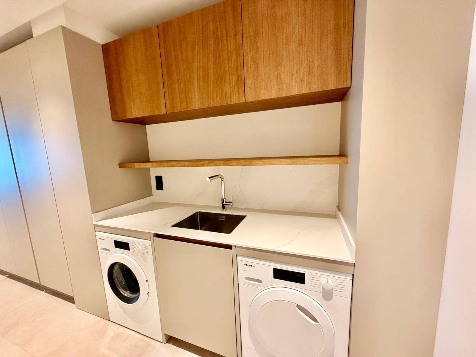 4 makuuhuone Asunto vuokrattavana paikassa Malaga kaupunki mukana uima-altaan 
autotalli - 14 500 € (Ref: 10133579)
