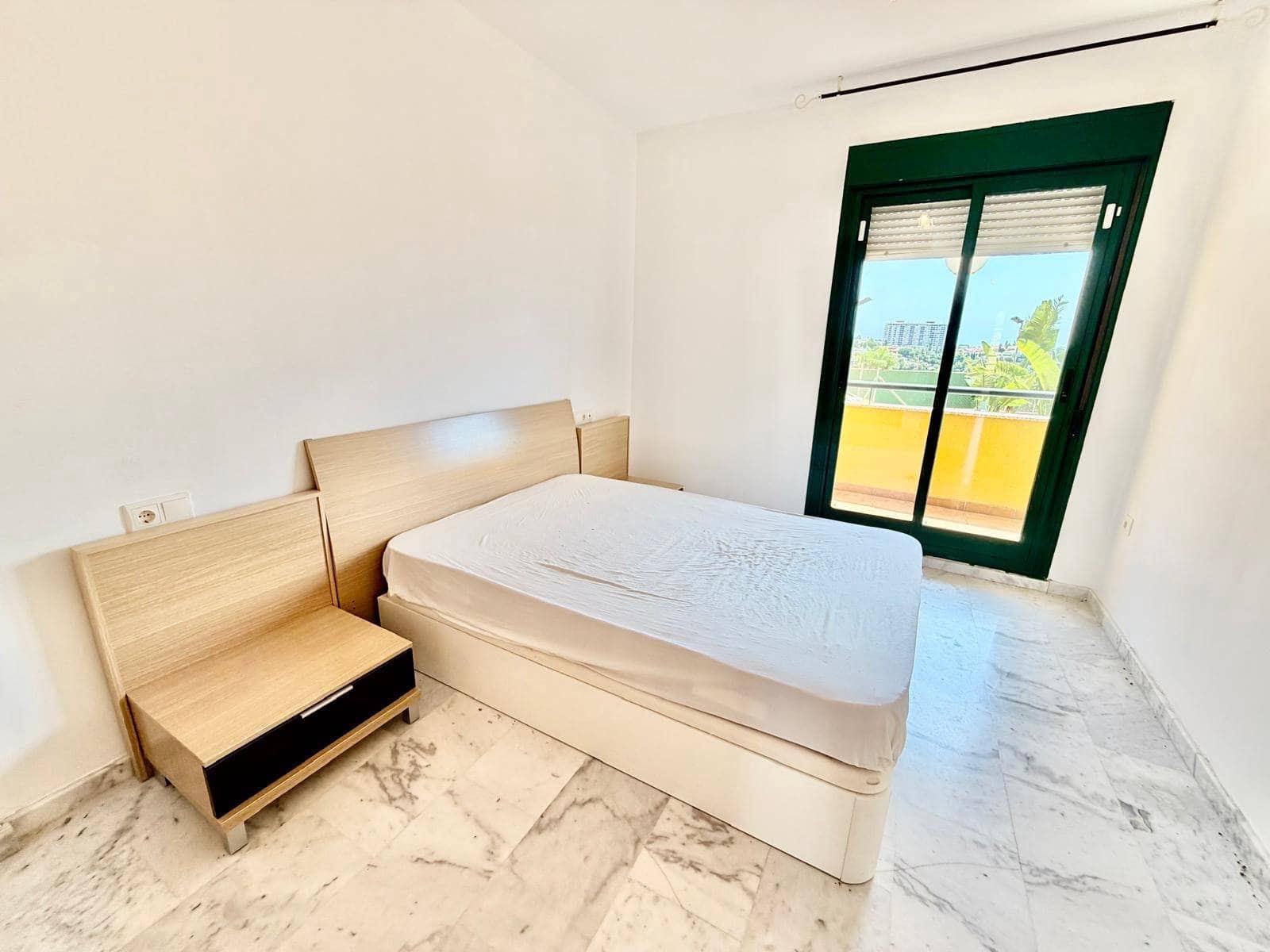 3 soveværelse Lejlighed til salg i Torrequebrada med swimmingpool garage - € 499.000 (Ref: 10133580)