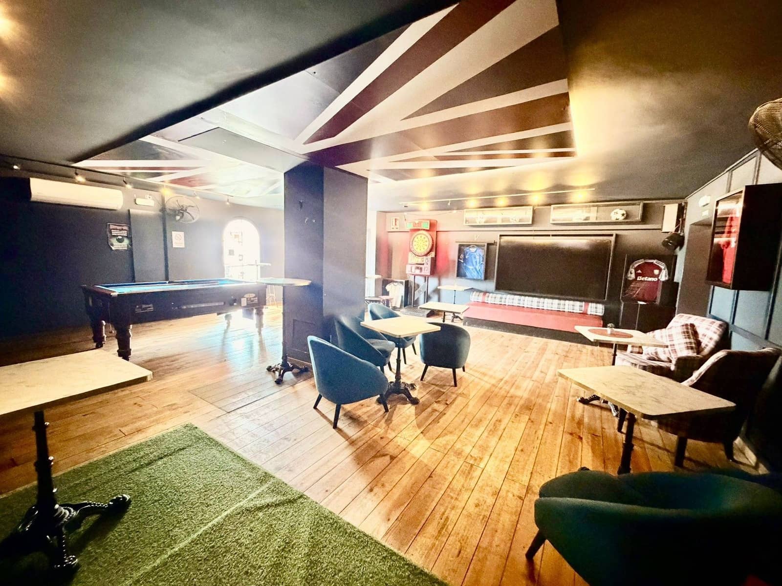 4 bedroom Commercial for sale in Arroyo de la Miel with garage - € 75,000 (Ref: 10133581)