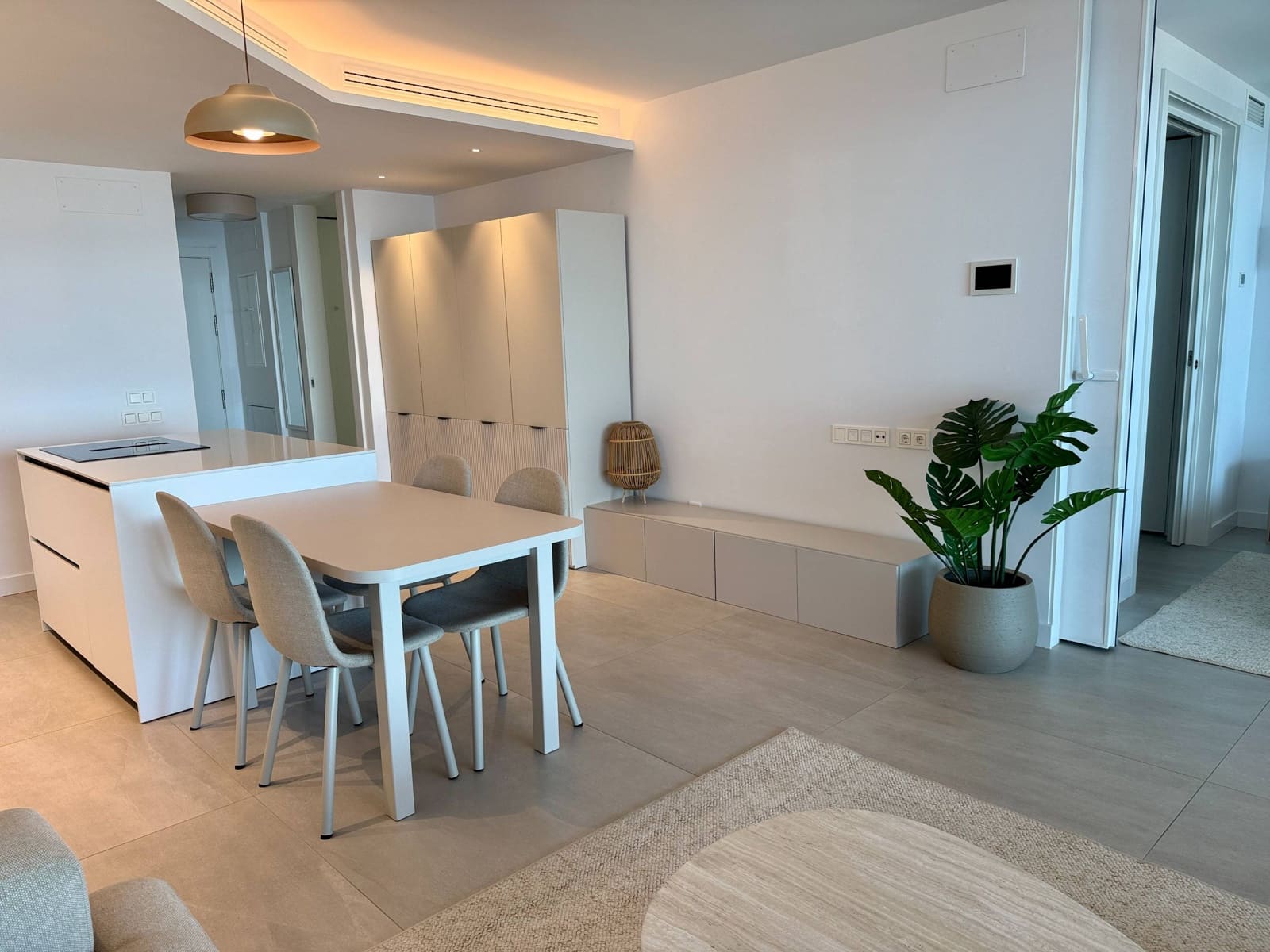 2 sypialnia Apartament na sprzedaż w Carvajal z basenem garażem - 994 000 € (Ref: 10139941)