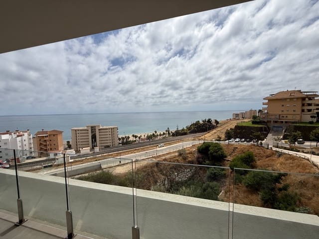 2 soveværelse Lejlighed til salg i Carvajal, Fuengirola med swimmingpool garage - € 695.000 (Ref: 10139942)