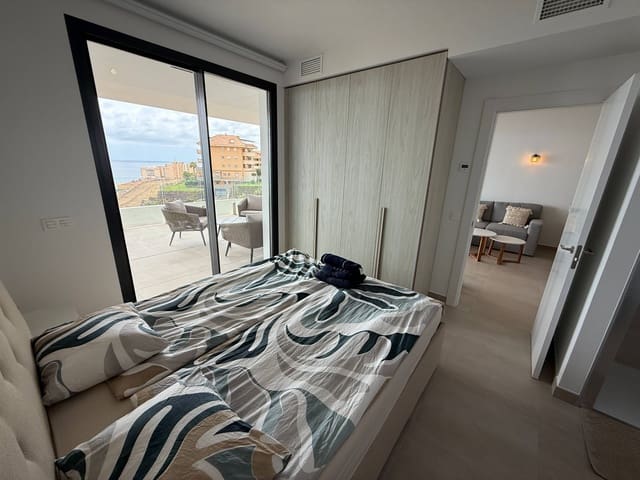 2 soveværelse Lejlighed til salg i Carvajal, Fuengirola med swimmingpool garage - € 695.000 (Ref: 10139942)