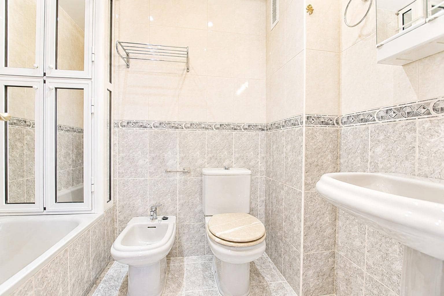 Ático de 3 habitaciones en Benalmádena en venta con piscina garaje - 525.000 € (Ref: 10148960)