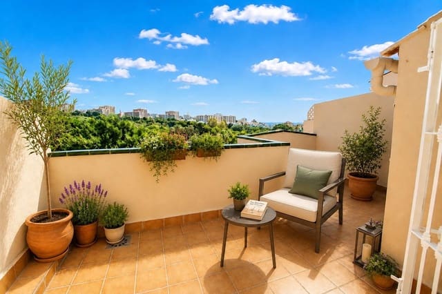 Ático de 3 habitaciones en Parque de la Paloma, Benalmádena en venta con piscina garaje - 525.000 € (Ref: 10148960)