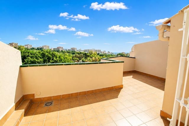 Ático de 3 habitaciones en Parque de la Paloma, Benalmádena en venta con piscina garaje - 525.000 € (Ref: 10148960)