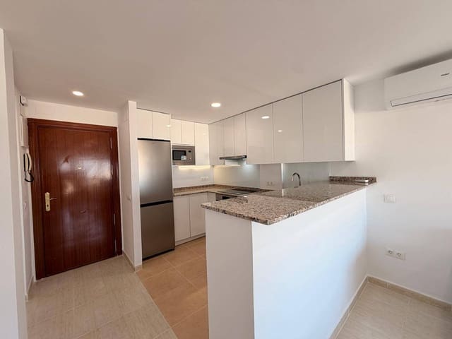 1 Zimmer Apartment zu vermieten in Benalmadena Costa, Benalmádena mit Pool Garage - 1.100 € (Ref: 10155469)