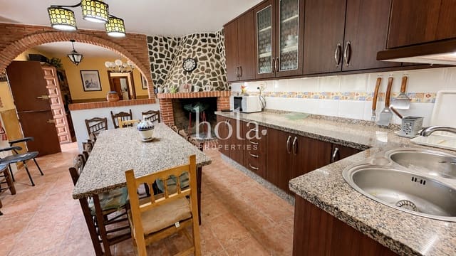 2 slaapkamer Finca/Landhuis te koop in Lanjarón - € 180.000 (Ref: 10029553)