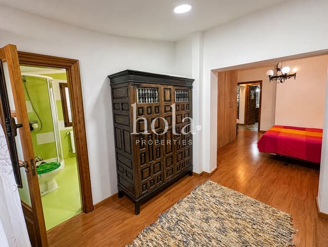 5 quarto Quinta/Casa Rural para venda em Padul - 390 000 € (Ref: 10035667)