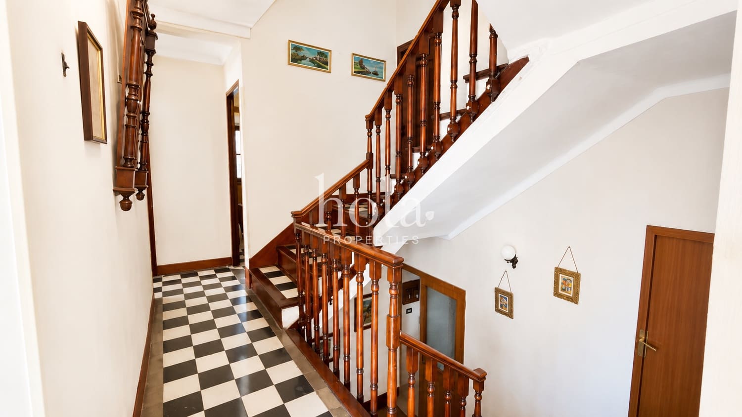 Casa de 13 habitaciones en Lanjarón en venta - 150.000 € (Ref: 10060845)