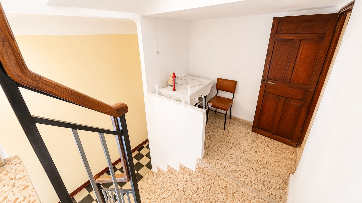 Casa de 13 habitaciones en Lanjarón en venta - 150.000 € (Ref: 10060845)