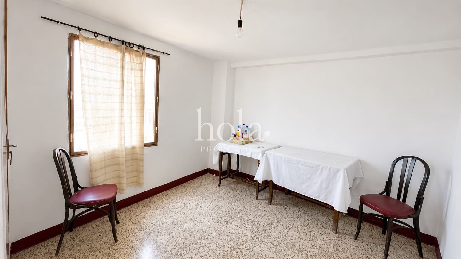 Casa de 13 habitaciones en Lanjarón en venta - 150.000 € (Ref: 10060845)