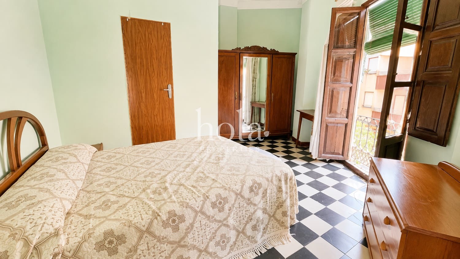 Casa de 13 habitaciones en Lanjarón en venta - 150.000 € (Ref: 10060845)