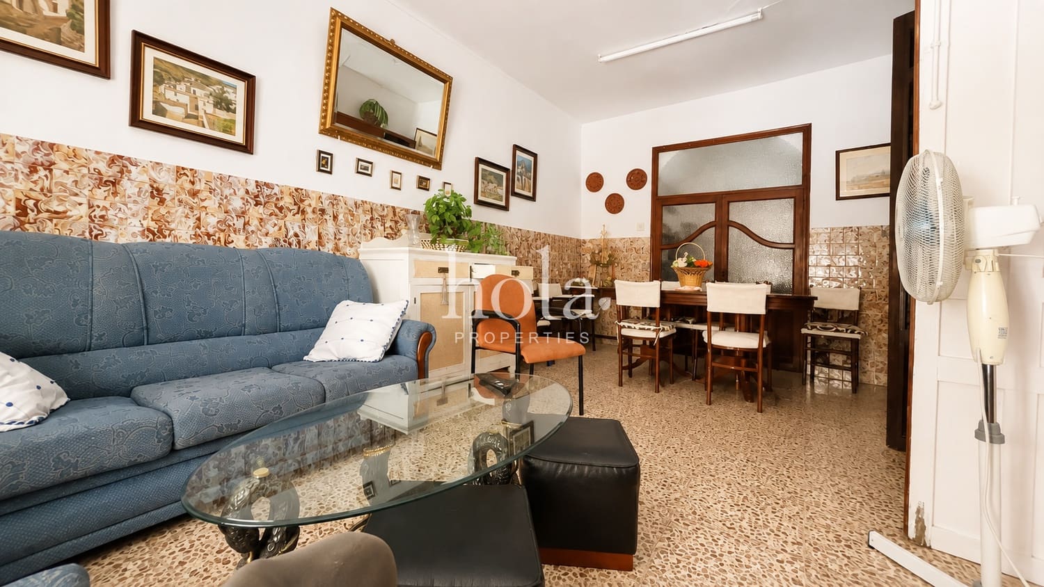Casa de 13 habitaciones en Lanjarón en venta - 150.000 € (Ref: 10060845)