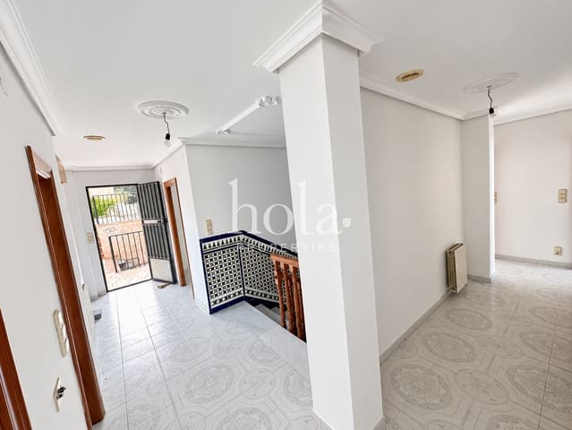 5 Zimmer Haus zu verkaufen in Pinos del Valle, El Pinar - 230.000 € (Ref: 10060846)