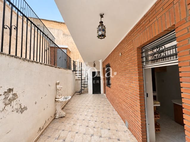 5 Zimmer Haus zu verkaufen in Pinos del Valle, El Pinar - 230.000 € (Ref: 10060846)