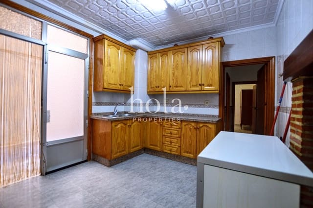 3 bedroom Townhouse for sale in Lanjarón - € 50,000 (Ref: 6761081)