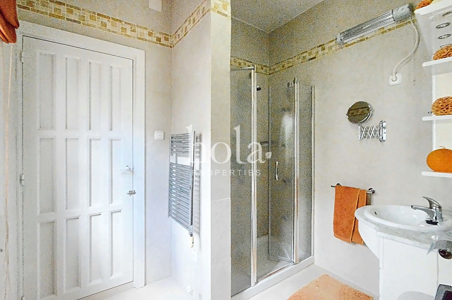 3 soveværelse Byhus til salg i Albunuelas med swimmingpool - € 260.000 (Ref: 7679896)