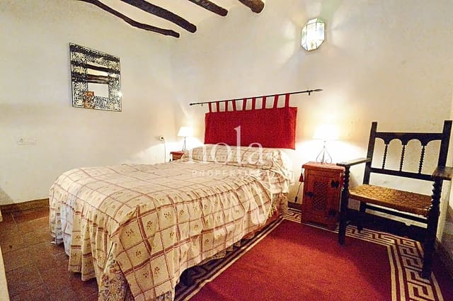 3 bedroom Townhouse for sale in Albuñuelas with pool - € 260,000 (Ref: 7679896)