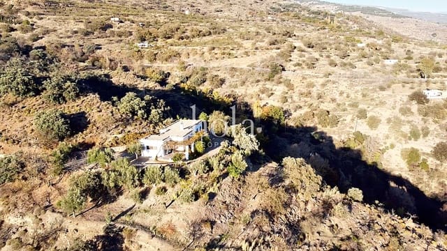 3 sypialnia Finka/Dom wiejski na sprzedaż w Válor z garażem - 190 000 € (Ref: 7965487)